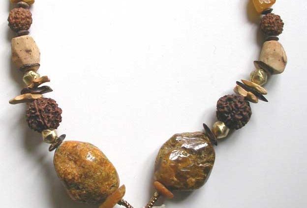 Collier Bois Fossilisé