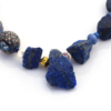 Collier asymétrique bleu - lapis lazuli, perles, bronzes, ... - D671B