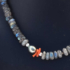 Collier "perles noires", labradorite, corail... - D749A